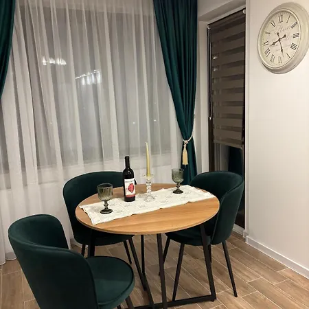 Premium Classic Style - Modern Comfort - Fantasy Park