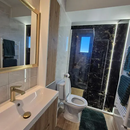 Apartment Premium Classic Style - Modern Comfort - Fantasy Park