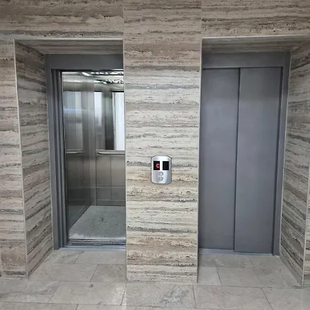 Apartment Premium Classic Style - Modern Comfort - Fantasy Park